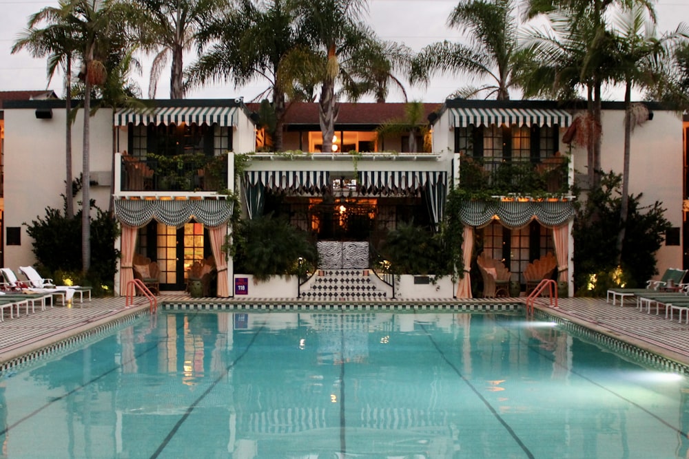 Boutique Costa del Sol — piscina del hotel
